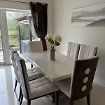 Casa vacanze 5 Bedroom Detached Family