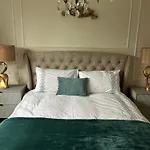 5 Bedroom Detached Family
