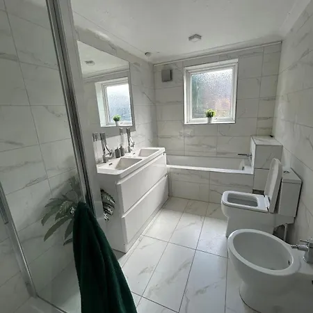 5 Bedroom Detached Family Nyaraló *