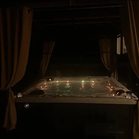 5 Bedroom Detached Family