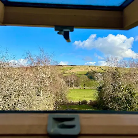 5 Bedroom Detached Family Casa vacanze Earby