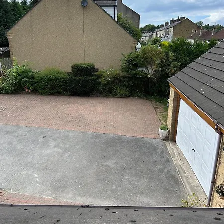 5 Bedroom Detached Family Semesterbostad Earby